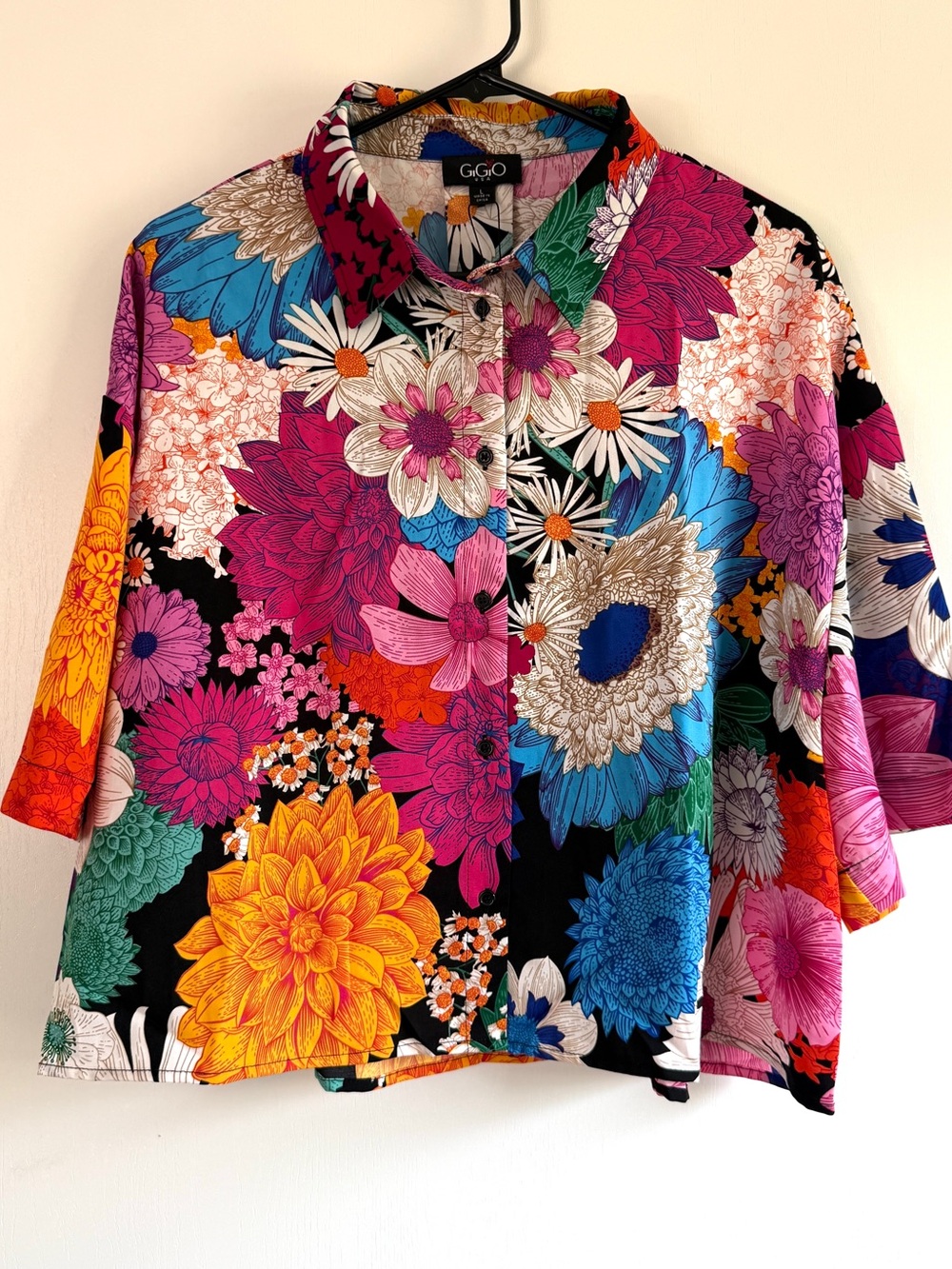 Gigio Oversized Floral Button-Up Top in Multicolor Semi Crop Vibrant Colors